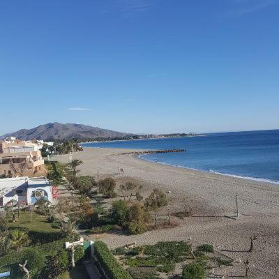 Estudio En Urbanizacion Naturista Con Piscina Junto Al Mar *