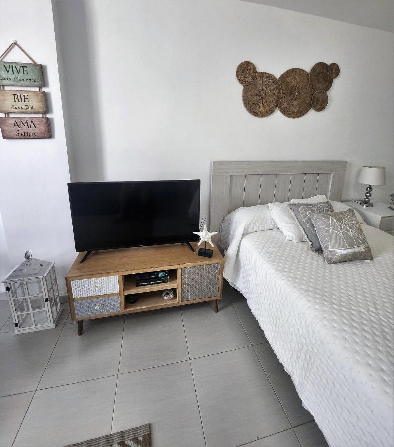 Estudio En Urbanizacion Naturista Con Piscina Junto Al Mar